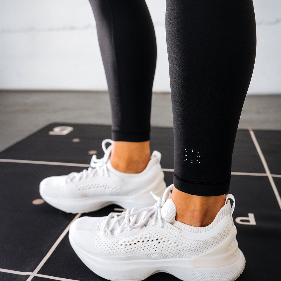 ルルレモン　ワークアウトシューズ lululemon x Dani Coleman: Align No Line™ High-Rise Pant 25